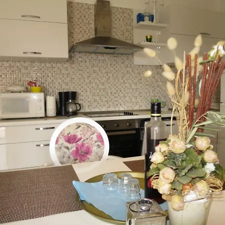 Apartment Milica Rogoznica (Sibenik-Knin)